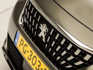 Peugeot 3008 Peugeot 3008 1.2 PureTech Sport Automaat (APPLE CARPLAY, GROOT NAVI, 360 CAMERA, CLIMATE, SPORTSTOELEN, LANE ASSIST, CRUISE, NIEUWSTAAT) - afbeelding nr 32