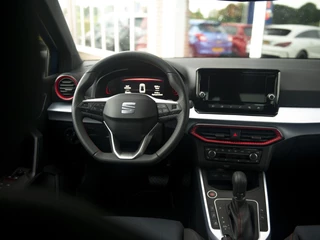SEAT Arona SEAT Arona 1.0 EcoTSI 116pk FR DSG | Full LED | Keyless | ParkAssist + Camera | App-Connect | Armsteun vóór | Black Pack | Wireless Charge - afbeelding nr 9