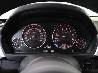 BMW 3 Serie BMW 3-serie 320i M Sport | Sportstoelen | Alcantara |  Full LED | Navigatie | Climate control | Bluetooth | Parkeerhulp | Cruise control - afbeelding nr 15
