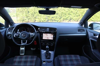 Volkswagen Golf Volkswagen Golf 7.5 2.0 TSI DSG GTI 230 PK Dyn Audio|Carplay|A. Cruise|Pdc|Trhk afn.|Led|Nav| - afbeelding nr 5