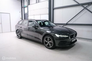 Volvo V60 Volvo V60 2.0 D3 Momentum | stoel + stuur verwarming | trekhaak | leder | LED | Pine Grey | NL auto NAP | automaat | Dealer oh | VC | Navigatie | - afbeelding nr 40