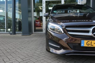 Mercedes-Benz B-Klasse Mercedes-Benz B-Klasse 180, Trekhaak, Lederen Bekleding, Navi, LED, etc. - afbeelding nr 10
