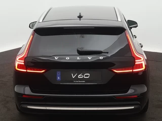 Volvo V60 Volvo V60 2.0 T6 Essential Edition | Driver Assist | Leder | Climate | 19