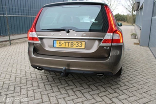 Volvo V70 Volvo V70 2.0 D4 Nordic+ NL Auto Boekjes | Trekhaak | Leder met Stoelverwarming. - afbeelding nr 14