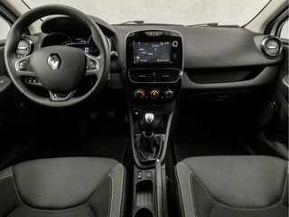 Renault Clio Renault Clio 0.9 TCe Sport (NAVIGATIE, LM VELGEN, CRUISE, SPORTSTOELEN, BASS REFLEX, ELEK RAMEN, NIEUWE APK, NIEUWSTAAT) - afbeelding nr 6
