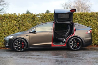 Tesla Model X Tesla Model X P100D Performance + 6p. 613+ PK Autopiloot|Alcantara hemelb.|A cruise|Carbon|Elektrisch sluitende deuren|22Inch|Panodaken|Trhk|Luchtvering|Sfeer verlichting|Cameras|stuur, Stoelverwarming, koeling|Trekgewicht 2250 kg - afbeelding nr 5