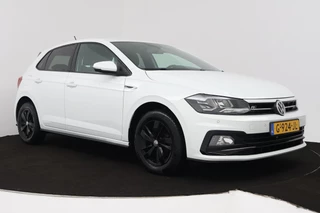 Volkswagen Polo Volkswagen Polo 1.0 TSI Comfortline (PARKEERSENSOREN, CRUISE ADAPTIEF, NAVIGATIE, NL-AUTO, GOED ONDERHOUDEN) - afbeelding nr 24