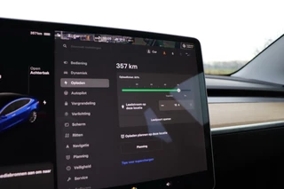 Tesla Model 3 Tesla Model 3 Long Range AWD 75 kWh dual motor leder memory seats autopilot panodak stoelverwarming v+a - afbeelding nr 24