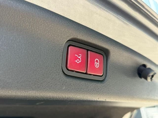 Mercedes-Benz C-Klasse Mercedes C-klasse 180 AMG Line Aut*Led*Pano*Acc*360°*Sfeer. - afbeelding nr 23