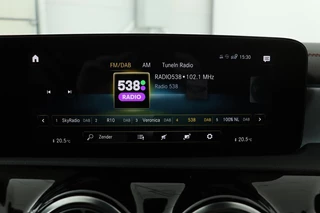 Mercedes-Benz CLA Mercedes-Benz CLA-klasse 250e AMG Night | Stoelverwarming | Carplay |  Camera | Sfeerverlichting | Leder/Alcantara | Full LED | Widescreen - afbeelding nr 18