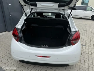 Peugeot 208 Peugeot 208 1.2 PureTech 2016 Distributieriem vervangen Navi - afbeelding nr 11