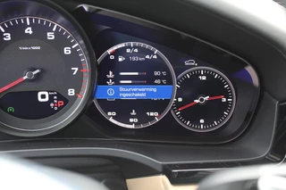 Porsche Cayenne Porsche Cayenne 3.0 E-Hybrid / Panoramadak / 360Camera / Luchtvering / 21'' / Softclose / Keyless / Sportchrono / Stuurverwarming / Stuurverwarming / DAB / Stoelverwarming / ACC - afbeelding nr 27