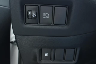 Toyota C-HR Toyota C-HR 1.8 Hybrid Dynamic Keyless entry | Camera | Cruise control - afbeelding nr 17