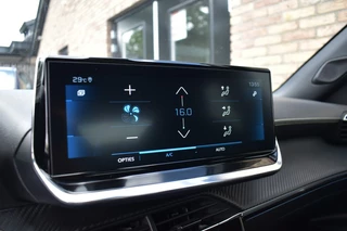 Peugeot 2008 Peugeot 2008 1.2 PURETECH GT-LINE, Cruise, AUT, Navi, Carplay - afbeelding nr 25