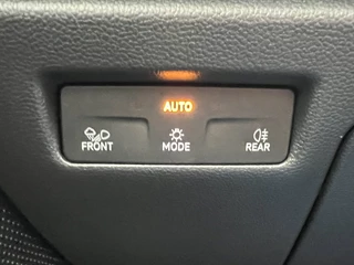 Volkswagen Passat Navigatie Panoramadak Trekhaak IQ Light Leder Elek Stoelen + Verwarming + Koeling + Massage 360 Camera Extra Getint Glas Vol Opties BTW Auto MHEV - afbeelding nr 34