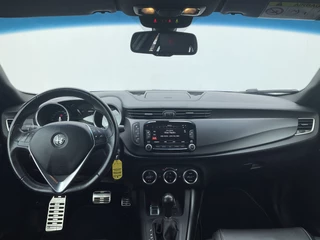 Alfa Romeo Giulietta Alfa Romeo Giulietta 1.750 Turbo 241pk Veloce Automaat Carplay Sport-Stoelen Nav/Cruise Voll.Onderhouden! - afbeelding nr 46