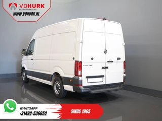 Volkswagen Crafter Volkswagen Crafter 35 2.0 TDI 140 pk L3H3 BPM VRIJ! 270Gr. Deuren/ Carplay/ Climate/ Camera/ Cruise - afbeelding nr 2