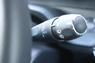 Peugeot 2008 Peugeot 2008 1.2 130PK AUTOMAAT GT PACK | ELEKTRISCH BEDIENBARE BESTUURDERSSTOEL | NAVIGATIE | FULL LED KOPLAMPEN | DRAADLOZE APPLE CARPLAY/ANDROID AUTO | ADAPTIVE CRUISE CONTROL | CAMERA VOOR + ACHTER | CLIMATE CONTROL | LICHTMETALEN VELGEN 17