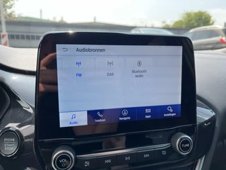 Ford Puma Ford Puma 1.0 EcoBoost Hybrid ST-Line 125PK Winterpack Camera Cruise Navi Climate Parkeersensoren Privacy Glass Full-LED *Sportief* - afbeelding nr 17