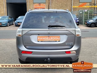 Mitsubishi Outlander Mitsubishi Outlander 2.0 PHEV Executive Edition, trekh., xenon, clima, cruise, 18