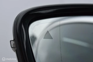 BMW 5 Serie BMW 520i Touring M-Sport Bluestone Pano Comfortstoel 360°Camera HUD Leder HiFi Adaptive LED 19