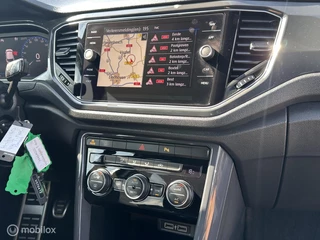Volkswagen T-Roc Volkswagen T-Roc 1.5 TSI Sport Business R + CARPLAY - afbeelding nr 11