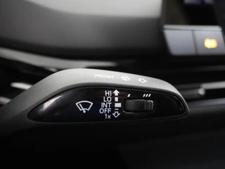 MG 4 MG 4 Luxury 64 kWh COMPLETE AUTO | LONG RANGE! | RIJKLAAR INCL. 12 MND. BOVAGGARANTIE - afbeelding nr 25