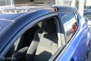 Toyota C-HR Toyota C-HR 1.8 Hybrid Executive Ultimate/Led/Cam/Navi/Tel/ - afbeelding nr 7