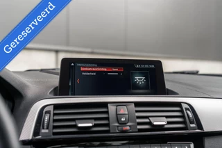BMW 1 Serie BMW 1-serie M140i xDrive Harman Kardon Dak Leer - afbeelding nr 54