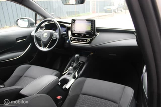 Toyota Corolla Toyota Corolla 1.8 Hybrid Business Intro | Parkeersensoren voor en achter | Stoelverwarming | NL Auto Boekjes. - afbeelding nr 25