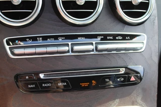 Mercedes-Benz GLC Mercedes-Benz GLC 250 4MATIC AMG | Trekhaak | Camera | - afbeelding nr 40