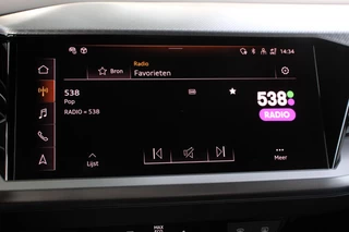 Audi Q4 e-tron Audi Q4 e-tron 40 Advanced Edition | Navigatie | Climate Control | DAB | Led | Electrisch bedienbare achterklep | 19