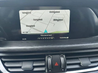 Alfa Romeo Stelvio Alfa Romeo Stelvio 2.0 T AWD Super Automaat, panoramadak,trekhaak,cruise,navigatie,achteruitrijcamera,lederen bekleding,parkeersensoren, - afbeelding nr 16