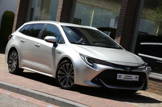 Toyota Corolla Touring Sports - 378288497-0