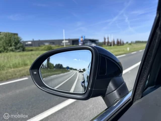 Volkswagen Passat Volkswagen Passat VARIANT 1.4 TSI GTE PHEV | HUD | Digitaal | PDC | Camera - afbeelding nr 21