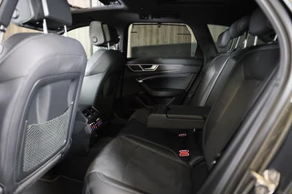 Audi A6 Audi A6 Avant 55 TFSI e Quattro S6 Look Automaat / AUT / Head Up / Memory / Elek Stoelen / Acc / Lane Assist / Pano / Matrix - afbeelding nr 28