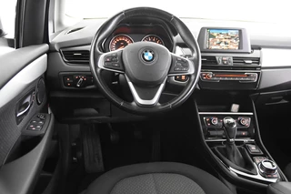 BMW 2 Serie BMW 2 Serie Active Tourer 220i Centennial Executive XDrive *Navigatie*4x4* - afbeelding nr 23