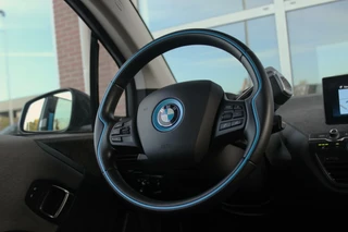 BMW i3 ➡️ BMW i3 Executive Edition 120Ah 42 kWh | Dakraam | 1e eigenaar | Camera | LED | 20 inch | Stoelverwarming | Harman-Kardon | Navi | NAP | inc BTW - afbeelding nr 20