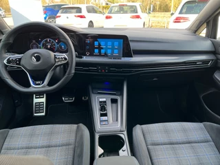 Volkswagen Golf / Stoelverwarming / Matrix LED / Apple CarPlay - afbeelding nr 5