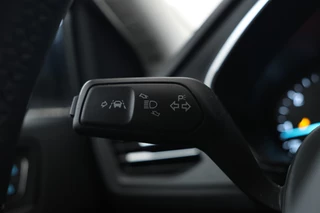 Ford Focus Ford Focus Wagon 1.5 EcoBlue Titanium Business Airco, Navigatie, Cruise Control, Apple Carplay - afbeelding nr 16