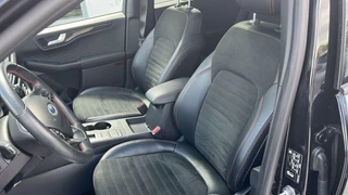 Ford Kuga Ford Kuga 2.5 PHEV ST-Line X 225pk | Winterpack | Panoramadak | Trekhaak Afneembaar | SYNC 3 Navigatie - afbeelding nr 7