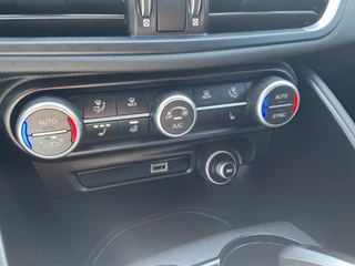 Alfa Romeo Giulia - afbeelding nr 15