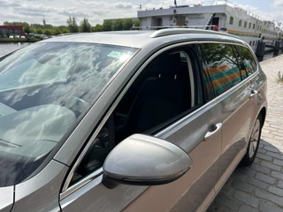 Volkswagen Passat Volkswagen Passat Variant 1.4 TSI ACT Connected Series Aut Navi ECC Pano Trekhaak - afbeelding nr 57