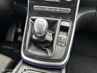 Renault Scénic Renault Scenic 1.2 TCe Bose Trekhk Camera Led DAB Sfeerverl 20
