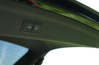 Audi Q3 Audi Q3 35 TFSI / 3x S-Line / 150PK / Automaat / Navi / Matrix LED / Keyless / 19