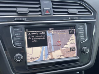 Volkswagen Tiguan Volkswagen Tiguan 1.4 TSI ACT R-Line | Pano | Trekhaak | Leder | LED | DAB+ | CarPlay | 20 inch - afbeelding nr 20