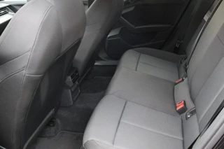 Audi A3 Virtual Cockpit Plus/Navi Plus/Keyless/LED/Winterpakket/DAB/17