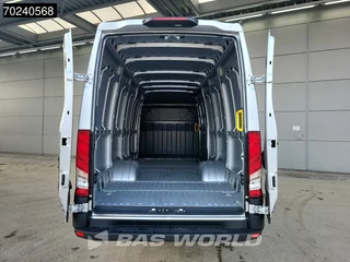 Iveco Daily Iveco Daily 35C18 180PK Automaat Dubbellucht L4H2 ACC Navi Camera L3H2 16m3 Airco - afbeelding nr 6