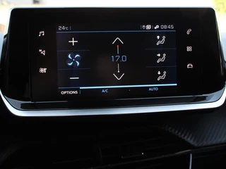 Peugeot 2008 Peugeot 2008 1.2 PureTech Active Pack | Navigatie | Airco | Cruise Control | Led | Parkeer sensoren - afbeelding nr 21