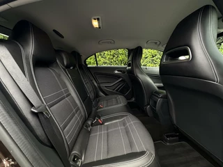 Mercedes-Benz A-Klasse Mercedes A-klasse 220 4Matic Prestige, CRUISE, NAVI, CAMERA, LEDER, LED, XENON, AIRCO, PDC, LICHTMETAAL 18